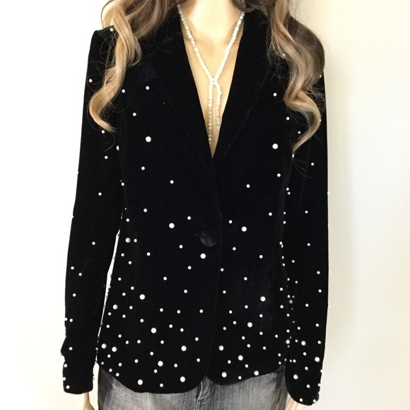 Donna Mizani Jackets & Blazers - NWOT Donna Mizani Black Velvet Pearl Blazer